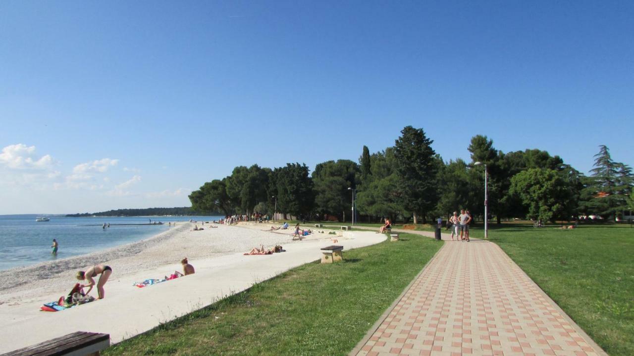 Apartmani Petunia Fazana Bagian luar foto